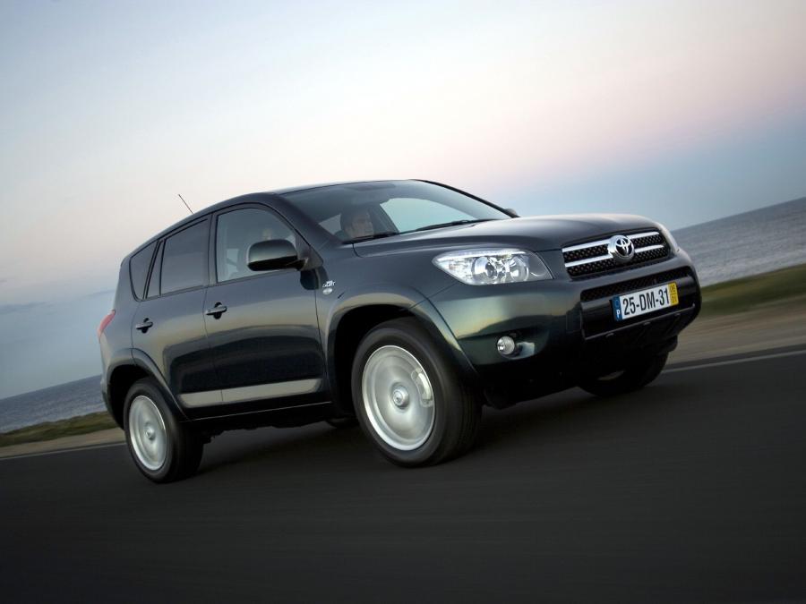  Toyota RAV4 2006 года  (фото 5 из 28)